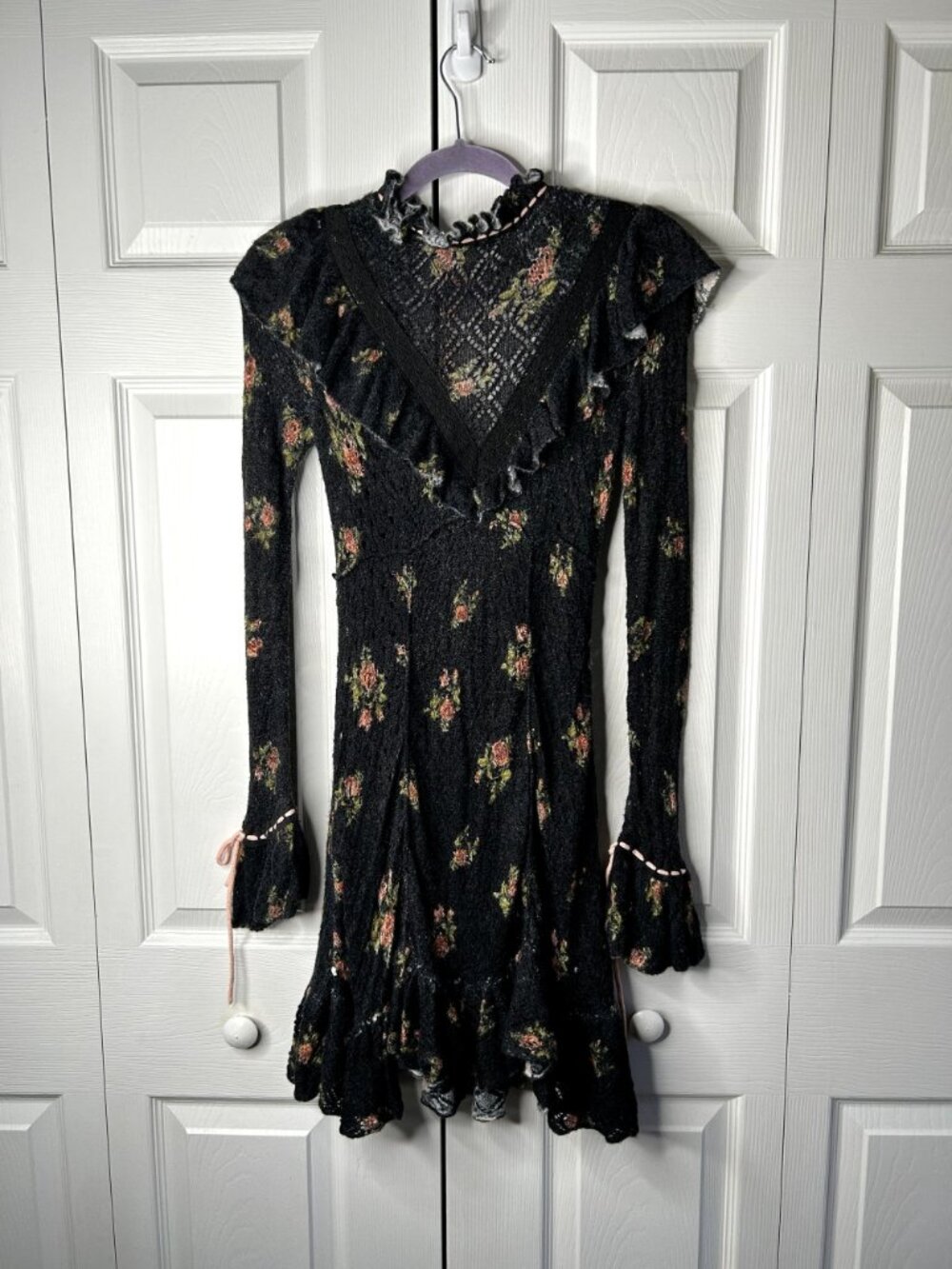 Free People Rose Petal Black Floral Knit Long Sleeve Dress Women's Size Small - Picture 11 of 11
